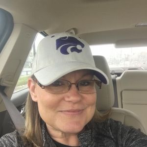 Meet your Posher, Dana